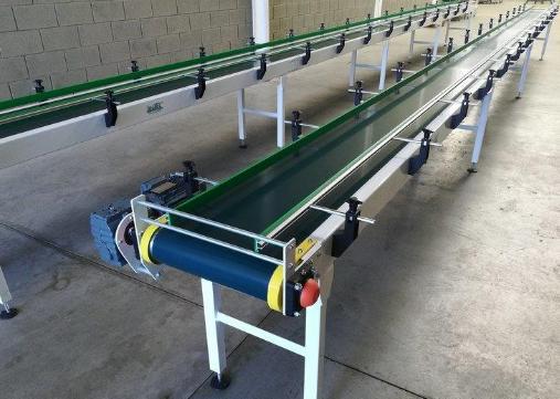 Esteiras rolantes industriais